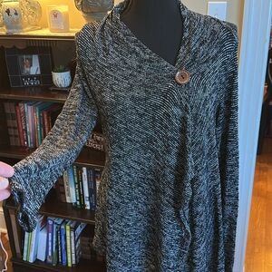 Women's Medium Black and White Sweater with Button Detail